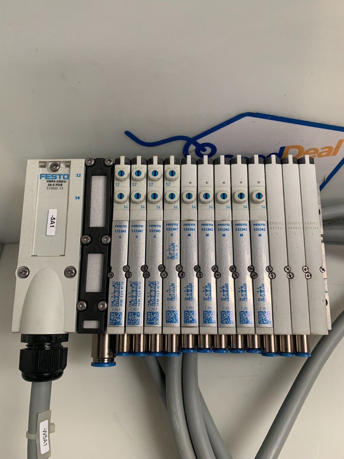 FESTO  Pneumatic Manifold Unit (Good condition)