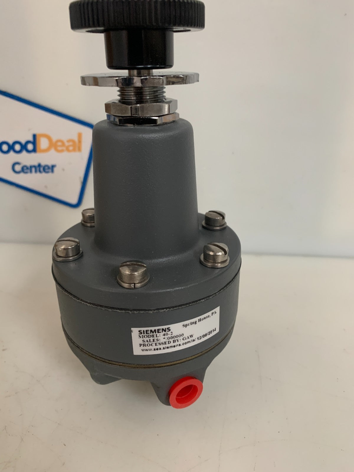 SIEMENS PRESSURE REGULATOR 1-50 H20 #40-2