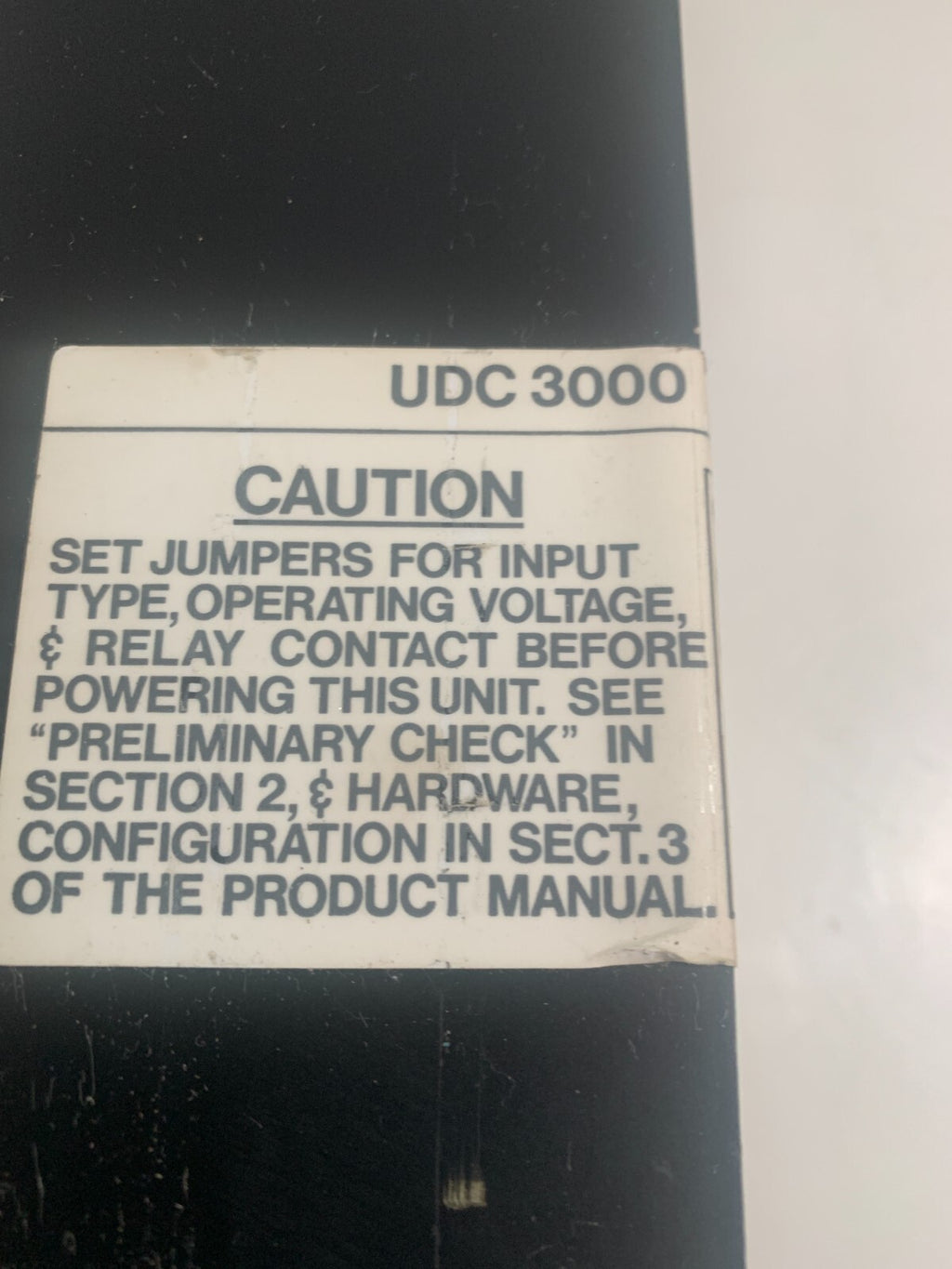 HONEYWELL CONTROLS TEMPERATURE CONTROLLER DC3002-0-01A-2-00-0111