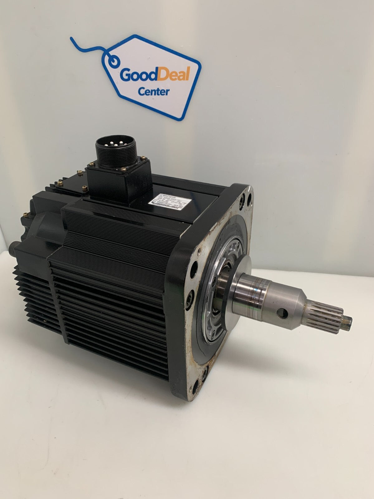 YASKAWA SGMRS-30A2A-YR11 AC SERVO MOTOR w/encoder