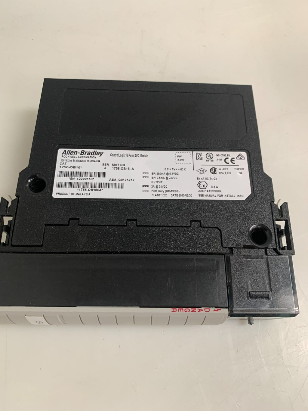 ALLEN BRADLEY CONTROL LOGIX 16 POINT D/O MODULE 1756-OB16I A