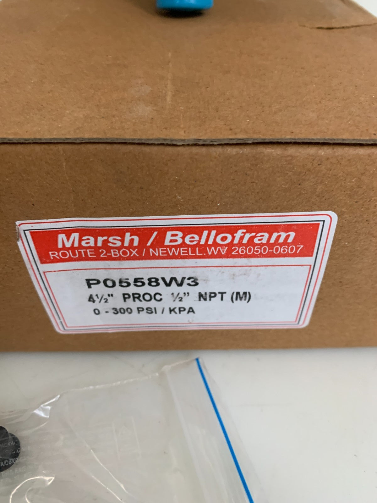 MARSH/BELLOFRAM 41/2" 0-300 PSI GAUGE 096475 PO558W3
