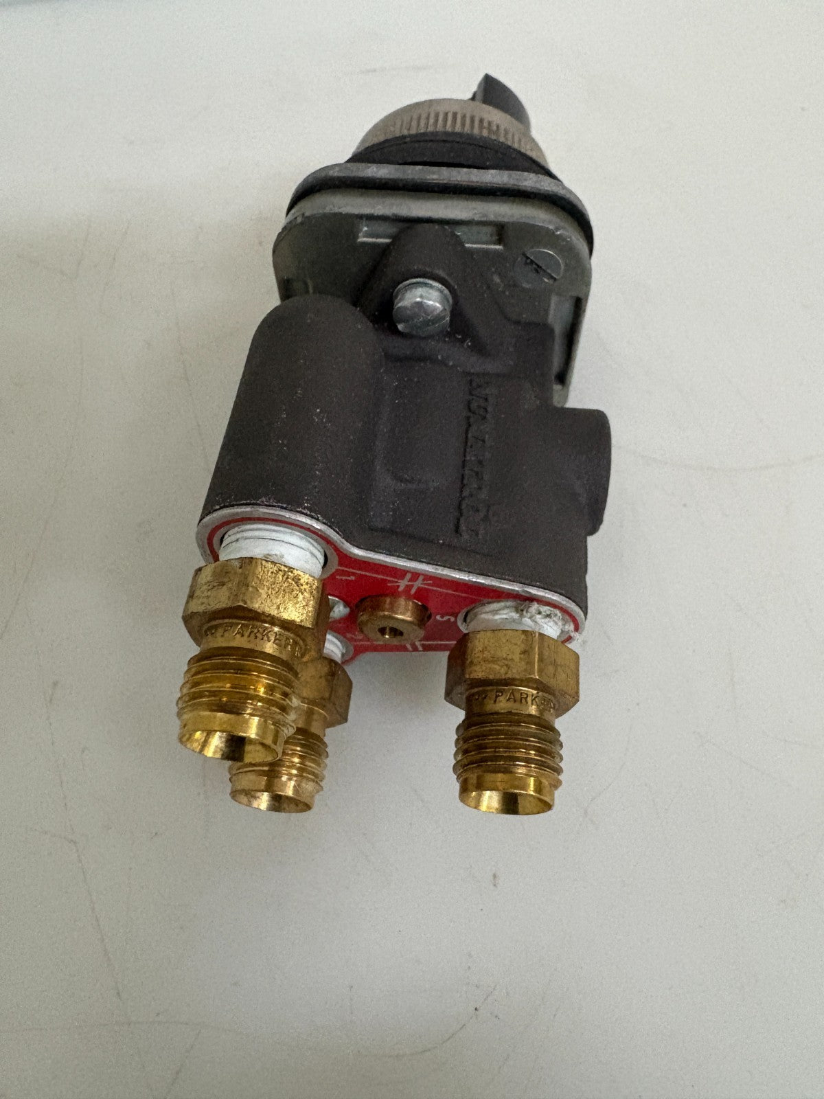 NUMATROL PE4-0001 VALVE W/ON/OFF SWITCH 1
