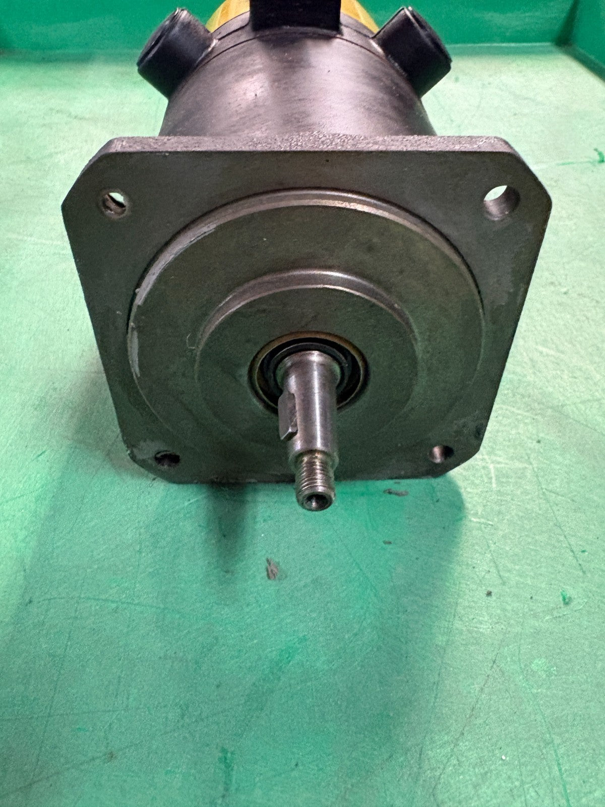 GE FANUC OM DC SERVO MOTOR A06B-0641-B0121