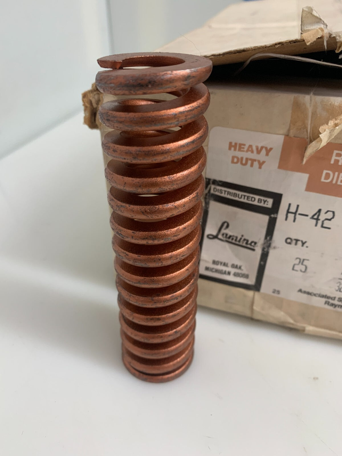 Lot of 25 Raymond Heavy Duty Die Spring 1 1/4" x 4 1/2"