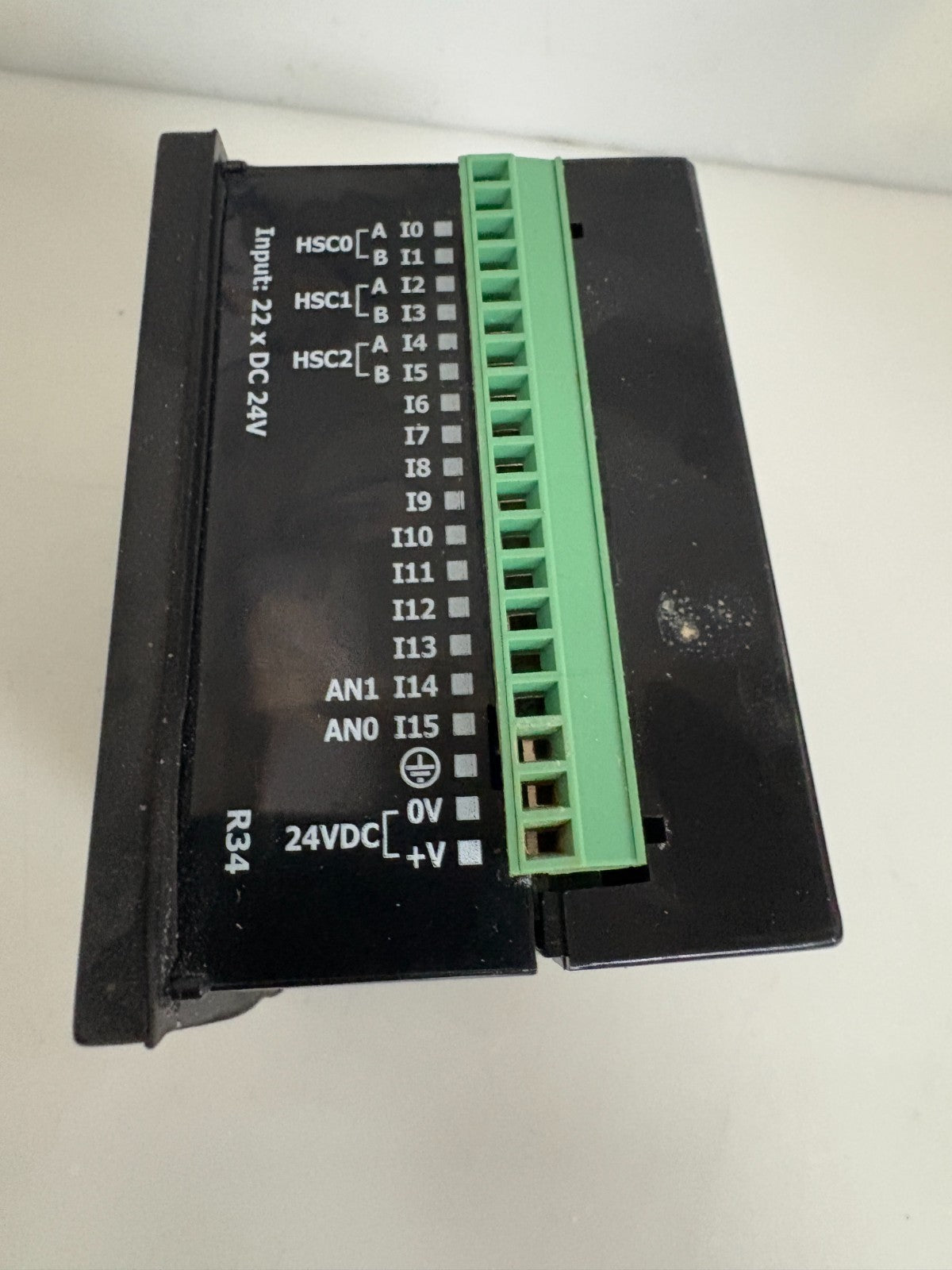 UNITRONICS VISION 120 PROGRAMMABLE LOGIC CONTROLLER PANEL V120-22-R34