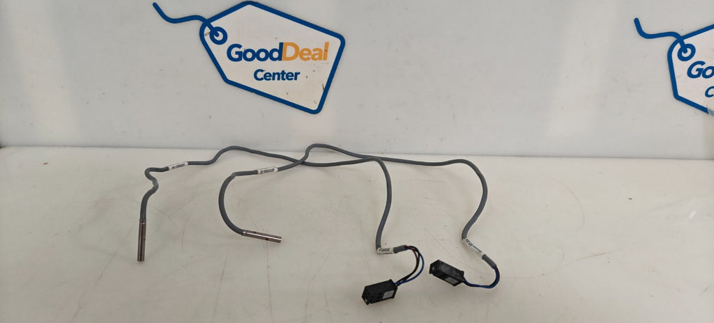 LOT OF 2 SIEMENS PROXIMITY SWITCH AXIS 00300905-040