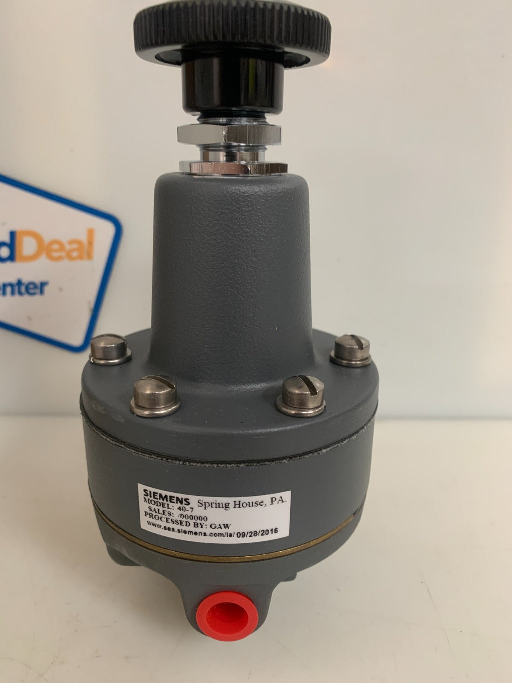 SIEMENS PRESSURE REGULATOR 6-200 H20 #40-7
