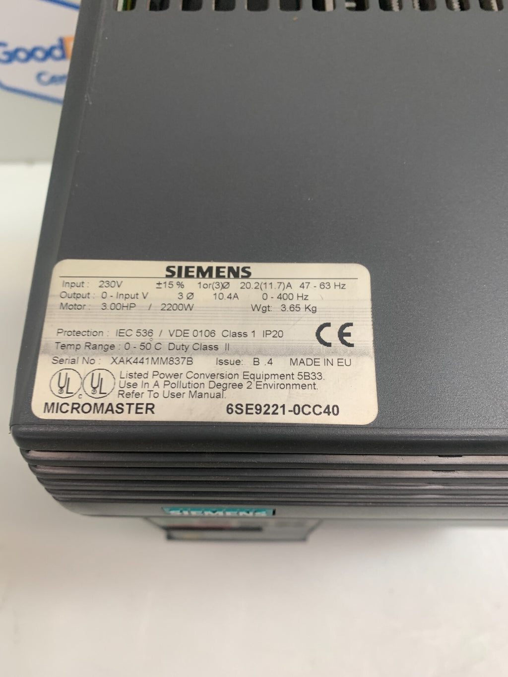 SIEMENS MICROMASTER 6SE9221-0CC40, Crack in body