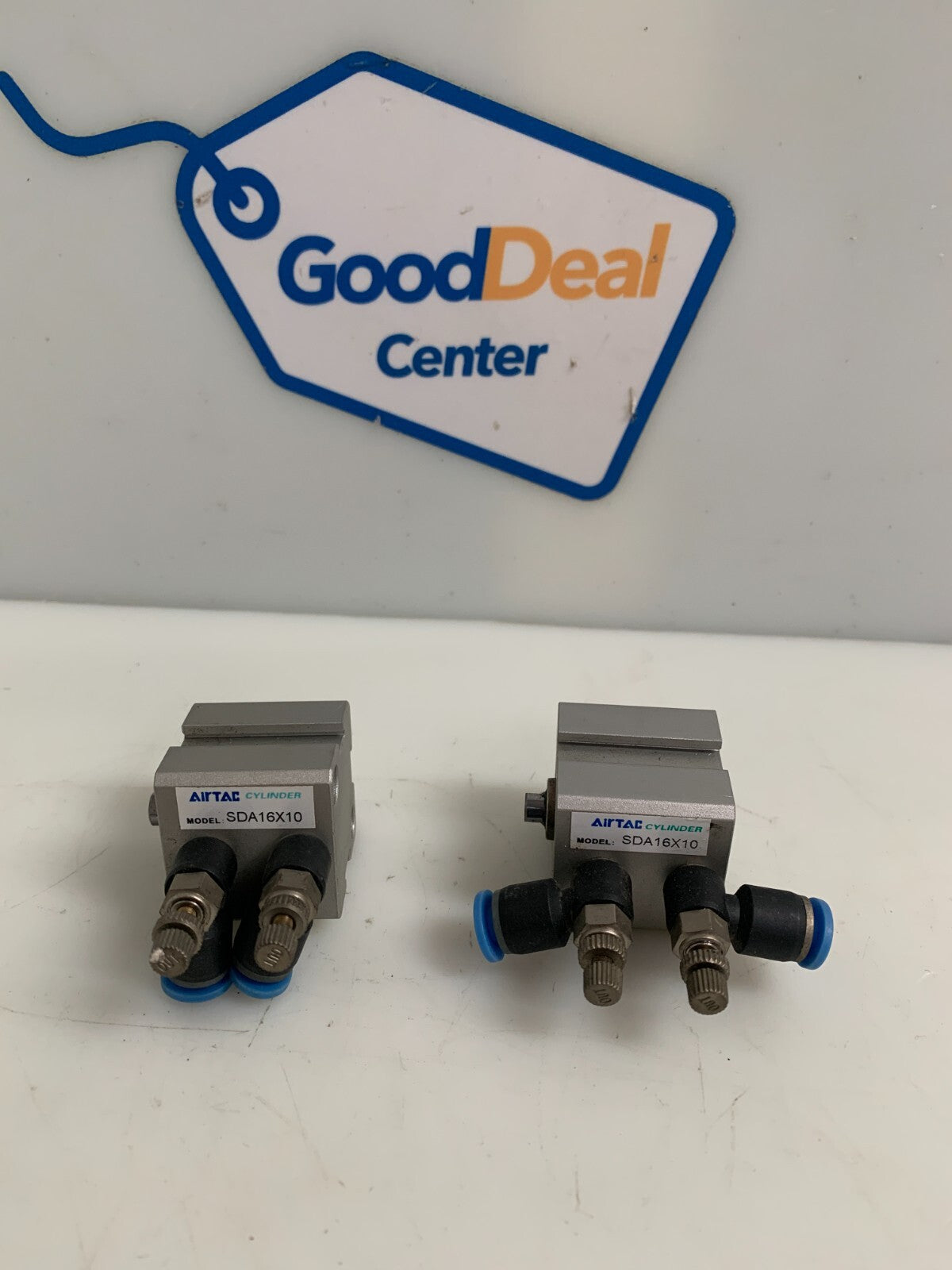LOT OF 2 AIRTDC COMPACT PNEUMATIC CYLINDER SDA16X10