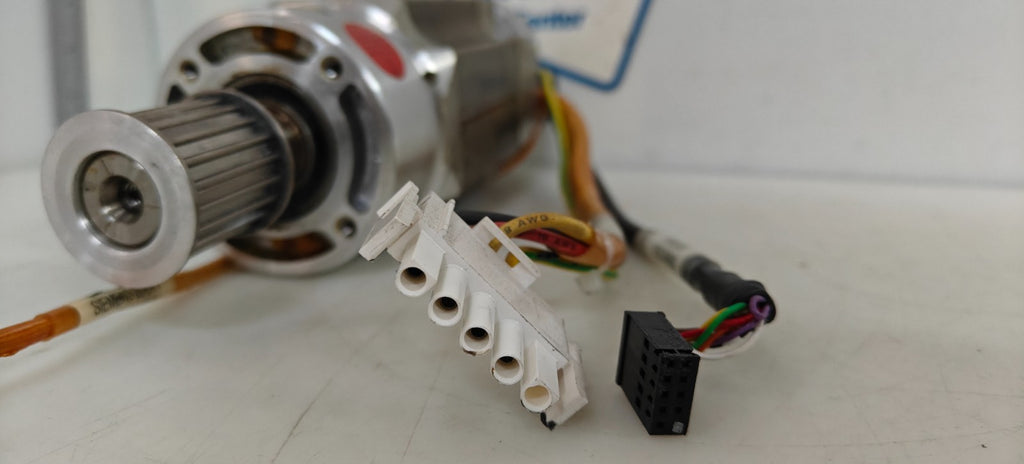 SIEMENS SERVO MOTOR 1FT3035-6AZ99-9-Z S30 SDEA 00334153-042