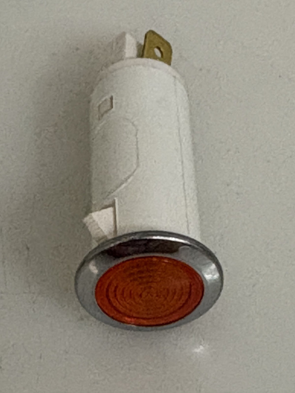 LOT OF 3 LIEBERT LIGHT INDICATOR 24V AMBER #E060A