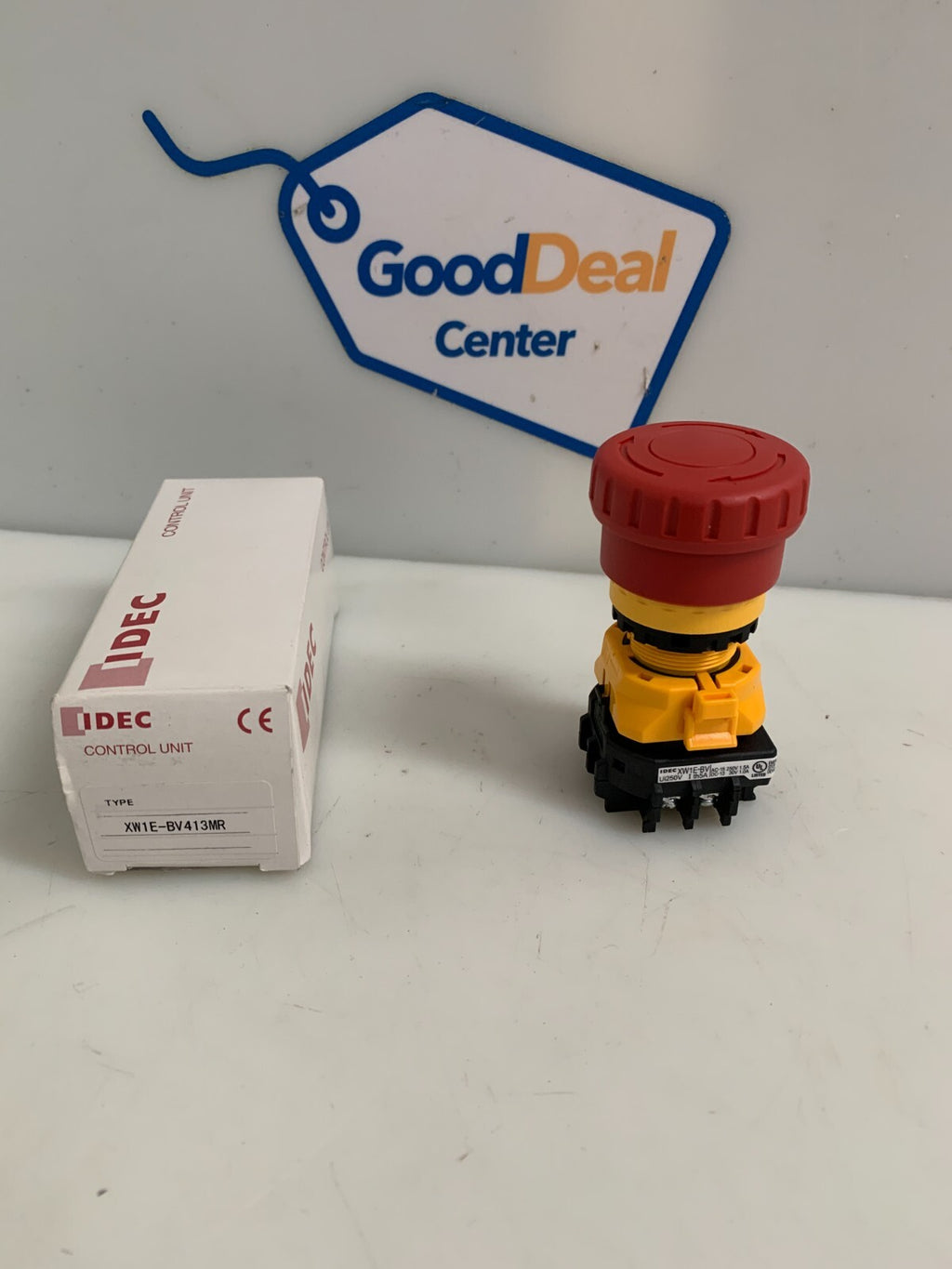 IDEC PANEL MOUNT SWITCH XW1E-BX413 MR