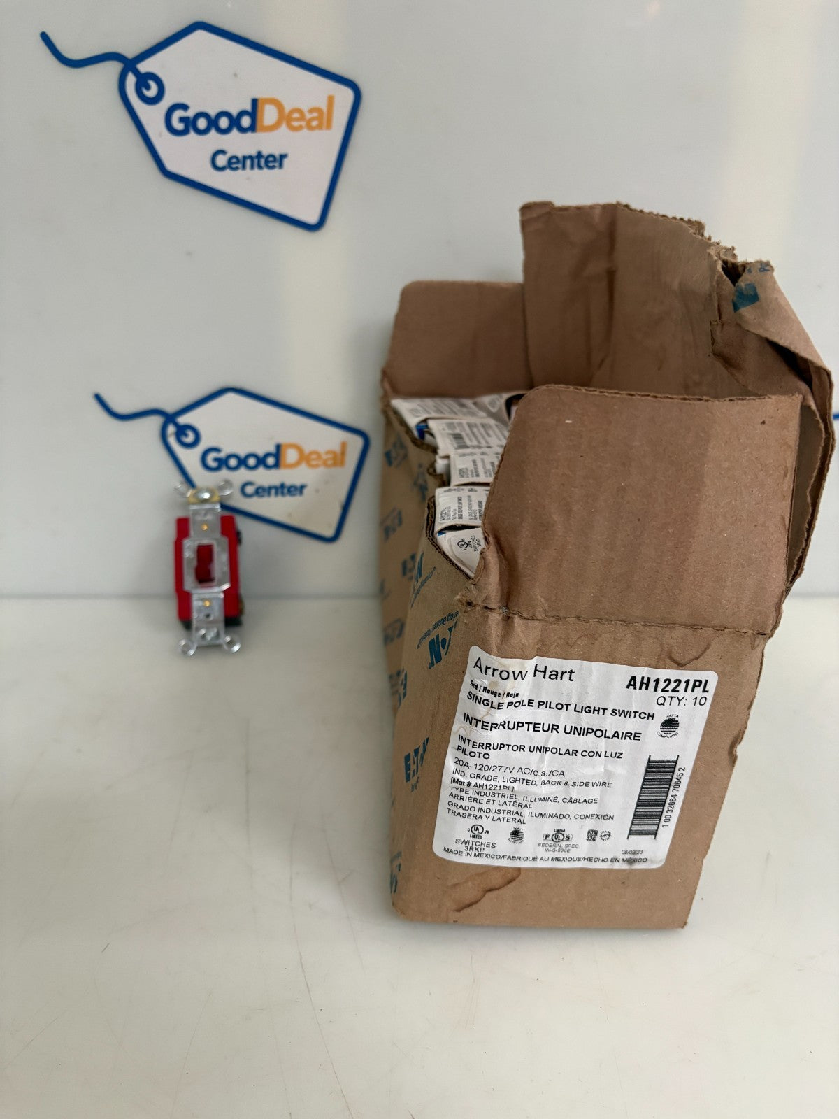 EATON SINGLE POLE PILOT LIGHT SWITCH AH122 BOX OF 100