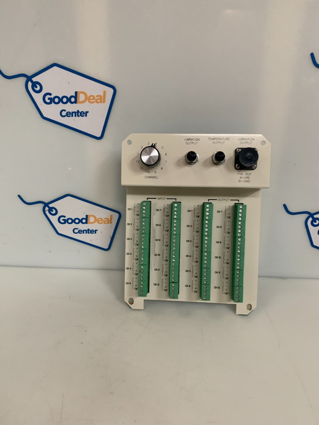 IRD 12 CHANNEL I/O VIBRATION AND TEMPERATURE CONTROL BOARD 69680-01 REV NR