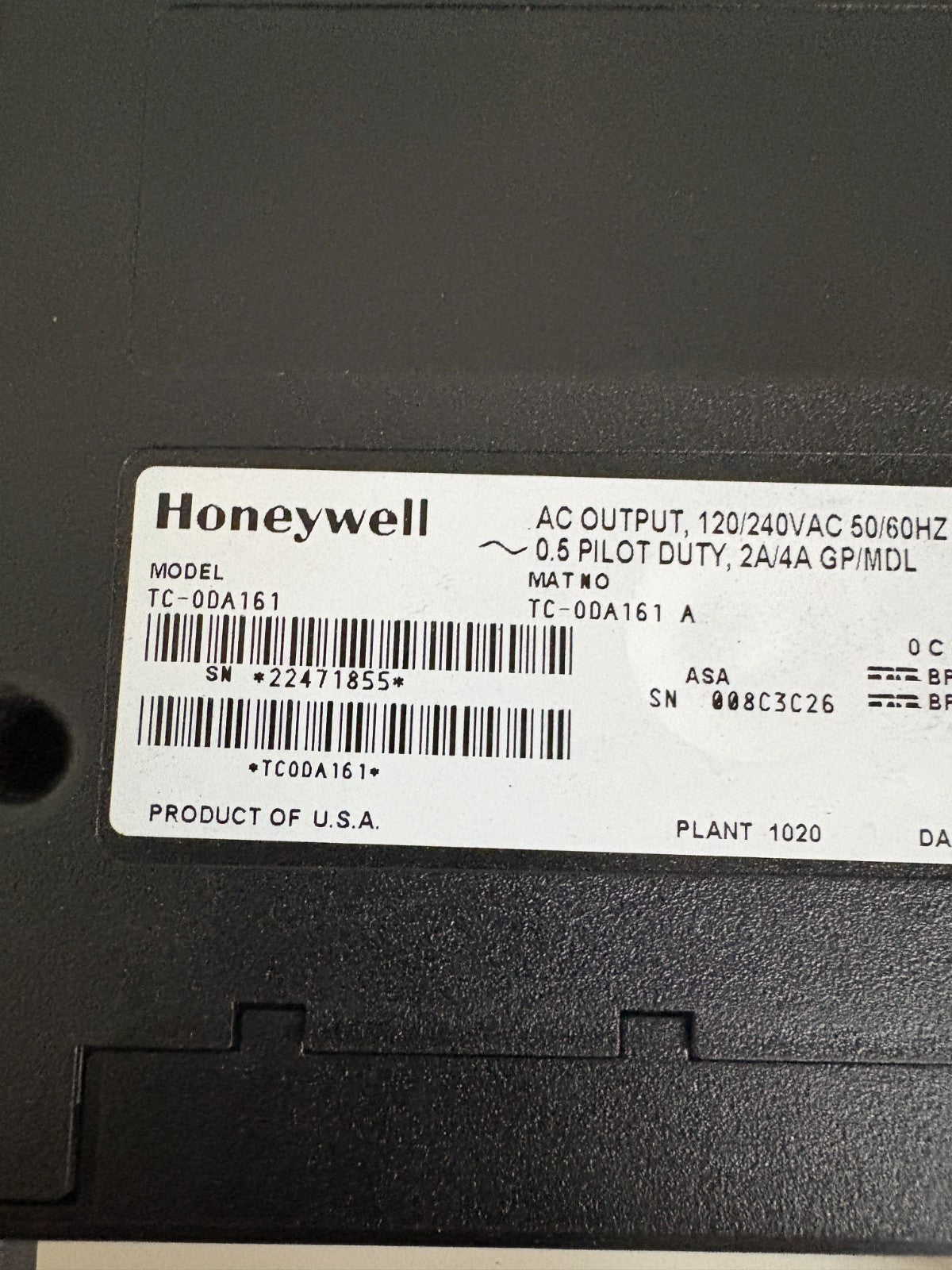 HONEYWELL DIGITAL OUTPUT 120/240VAC-16 PT TC-0DA1613