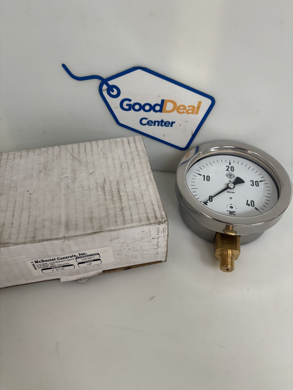 McDANIEL CONTROLS L-40 PRESSURE GAUGE 1/4" NPT 0-40 WC