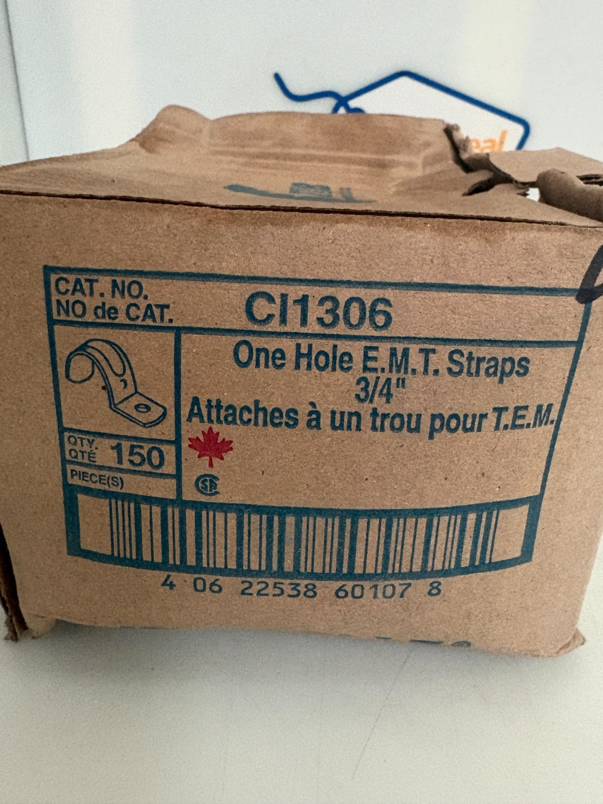 ABB THOMAS & BETTS 3/4 ONE HOLE E.M.T. STRAPS CI1306  150 IN BOX2