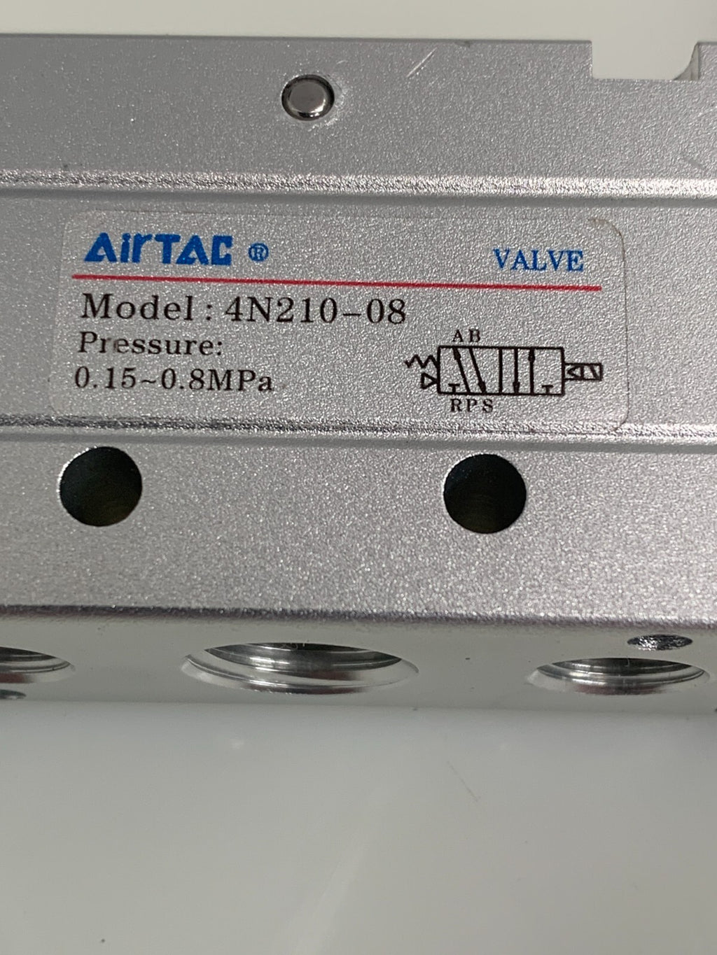 AIRTAC  Solenoid Valve  4N210-08  (Lot of 2)