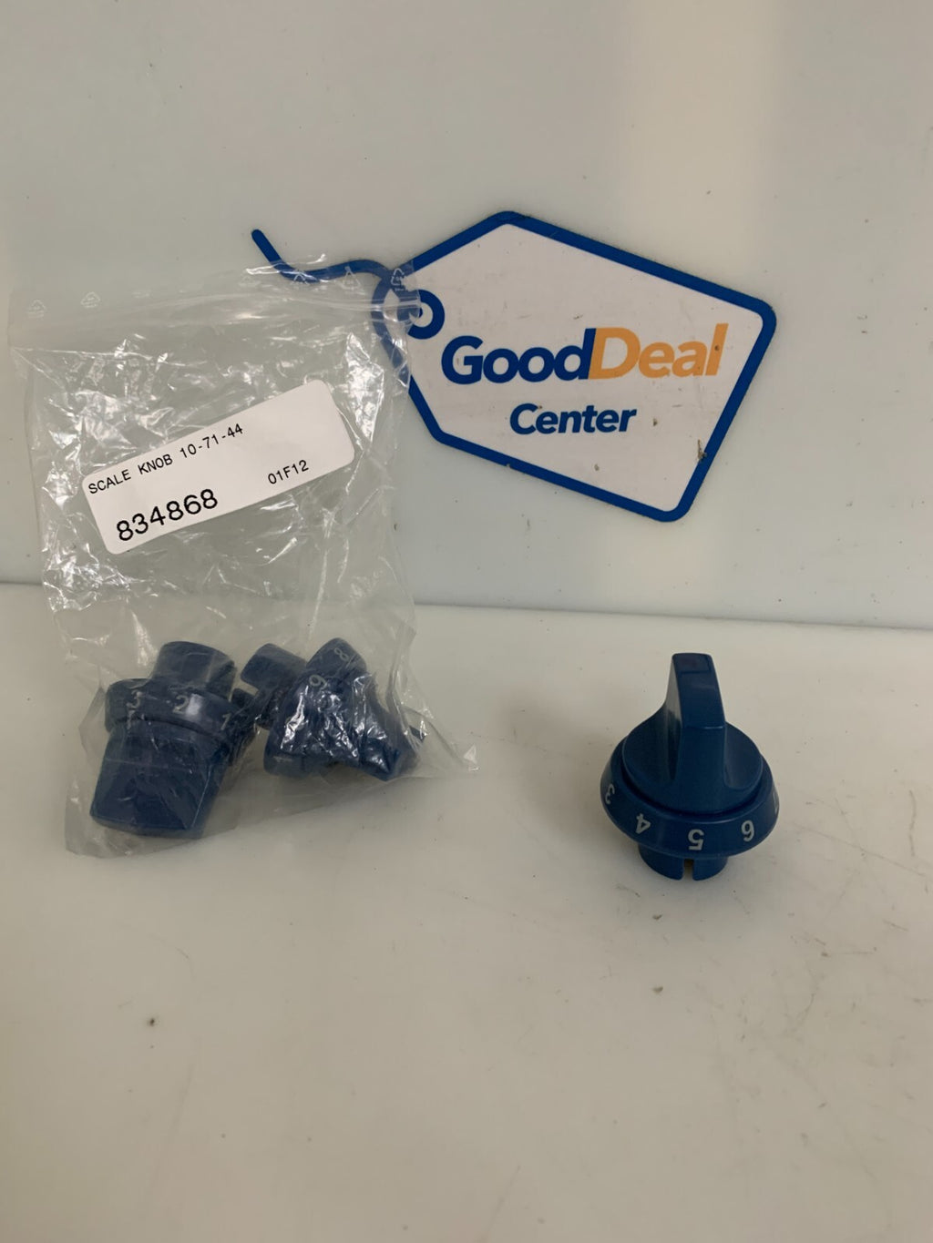 LOT OF 3  HANDTMANN SCALE KNOB 10-71-44 #834868