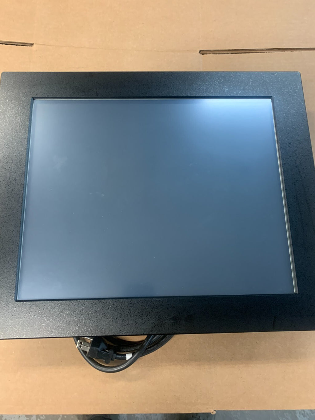 Alptech ADP-19-T LCD 19" Monitor