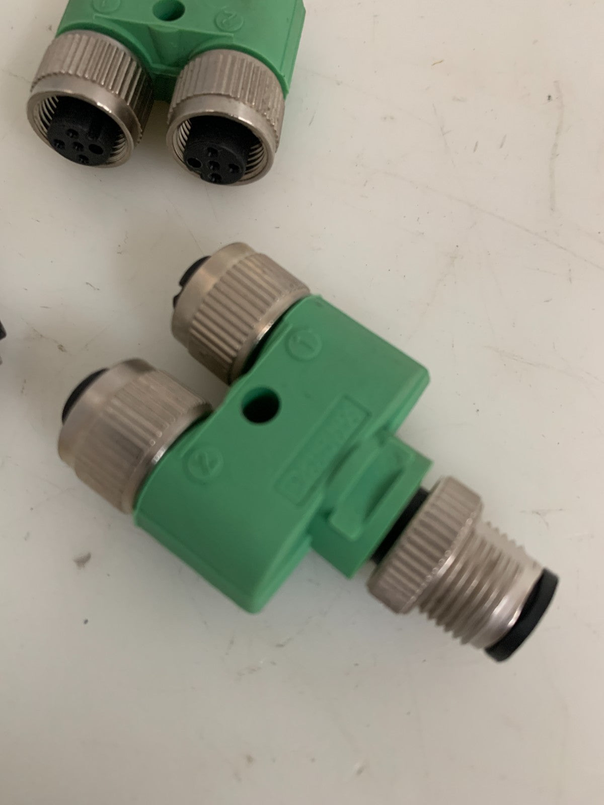 LOT OF 4 PHOENIX CONTACT CONNECTOR SPLITTER 1683471