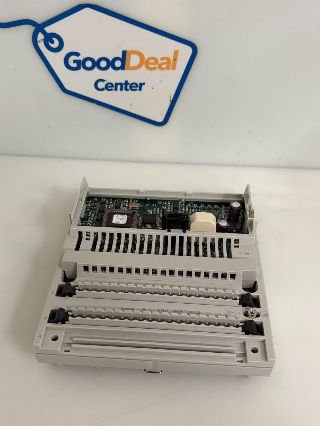 SCHNEIDER TSX MOMENTUM ANALOG 8CH INPUT DIFFERENTIAL 170AAI030000