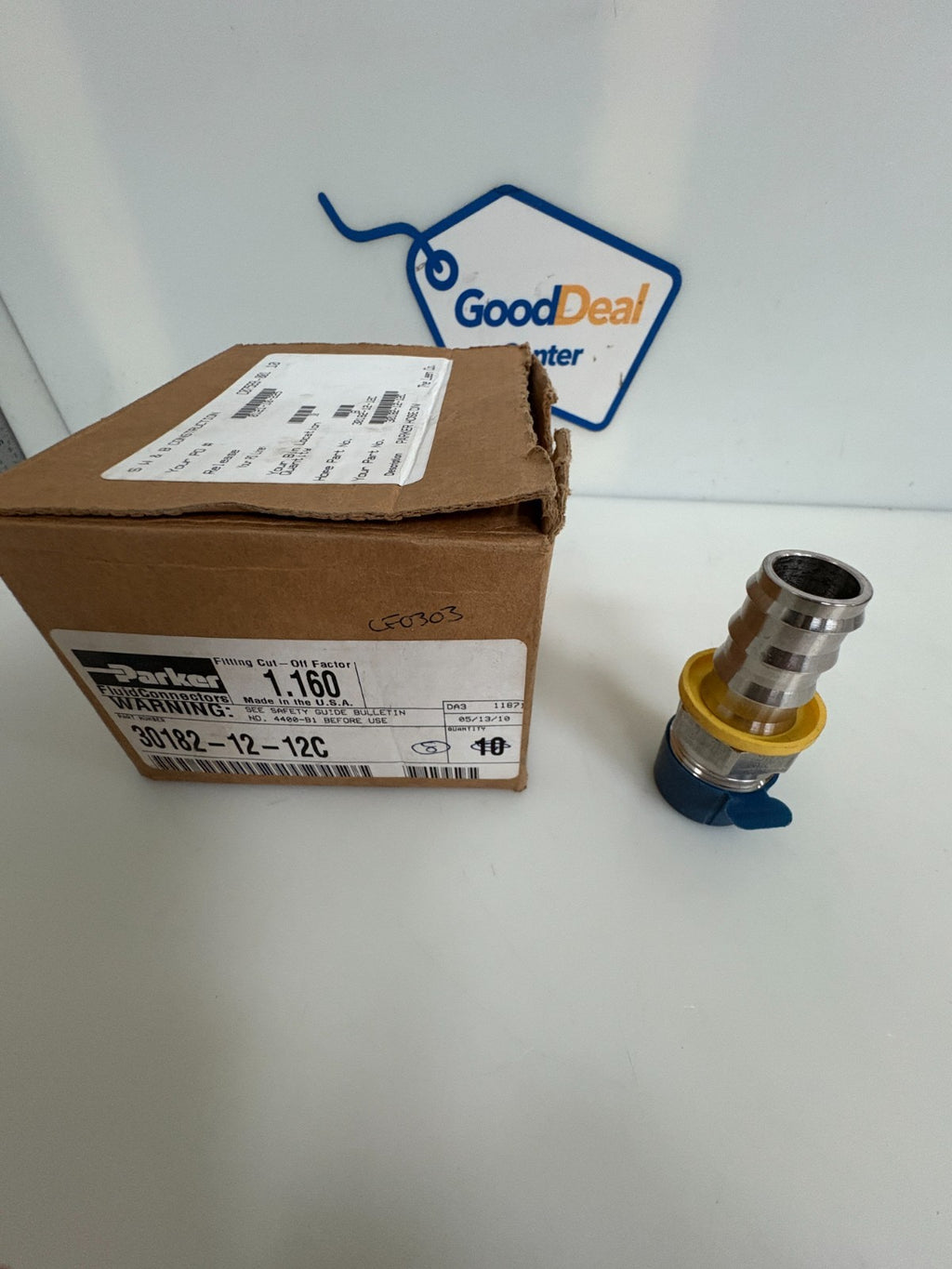 LOT OF 8 PARKER HANNIFIN HYDRAULIC FLUID CONNECTOR 30182-12-12C