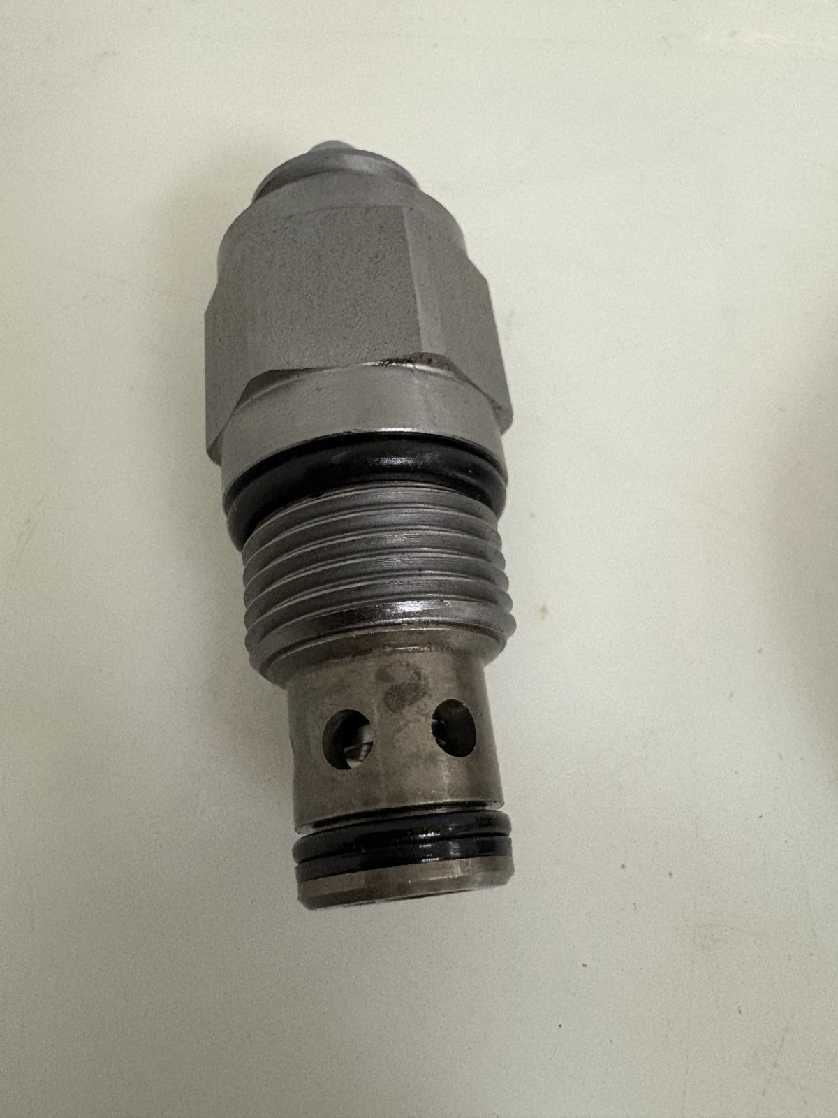 LOT OF 2 HYDRAFORCE CARTRIDGE VALVE MV10-2001