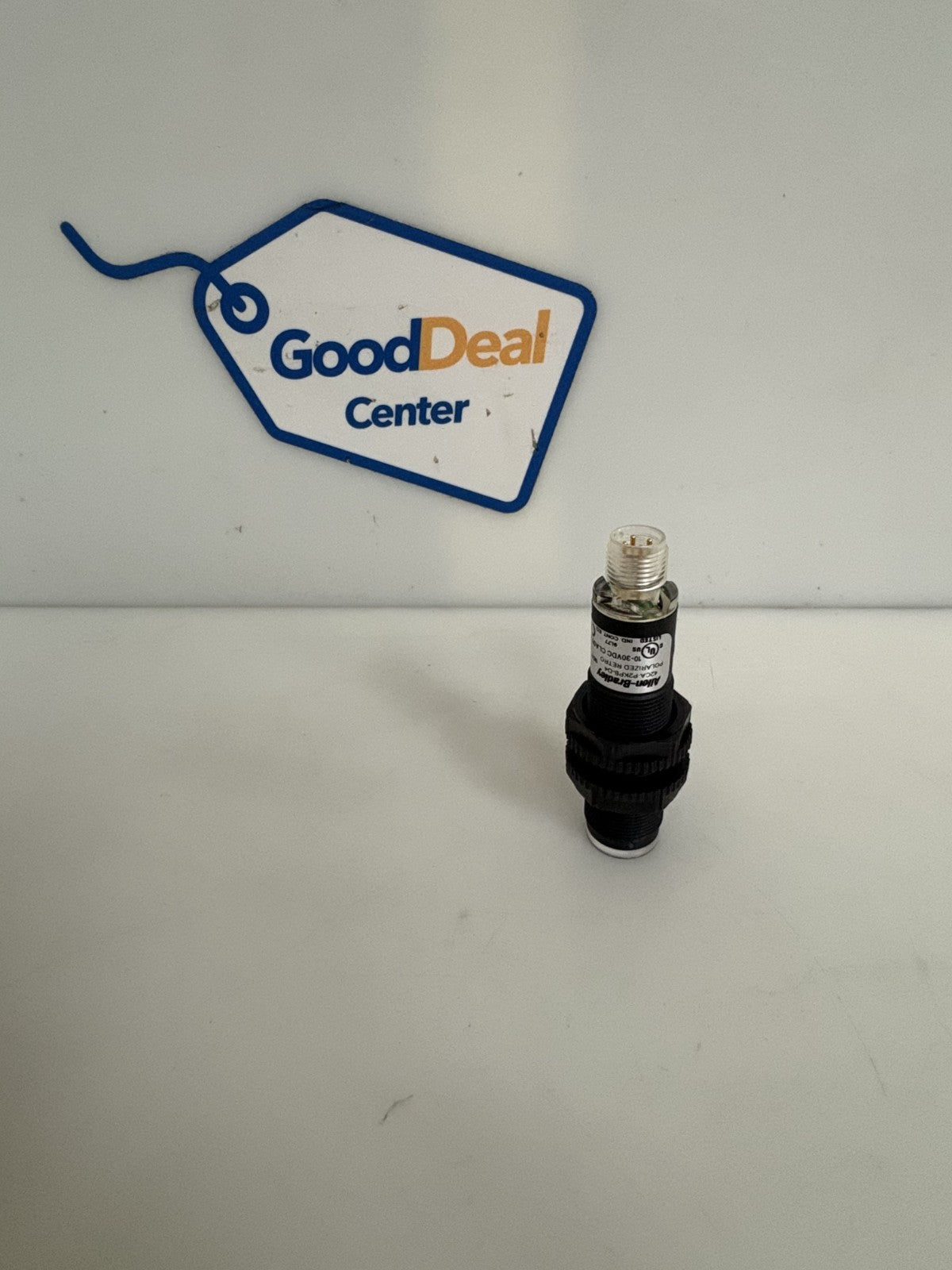 ALLEN BRADLEY POLARIZED RETRO REFLECTIVE SENSOR 42CA-P2KPB-D4 SERIES C0