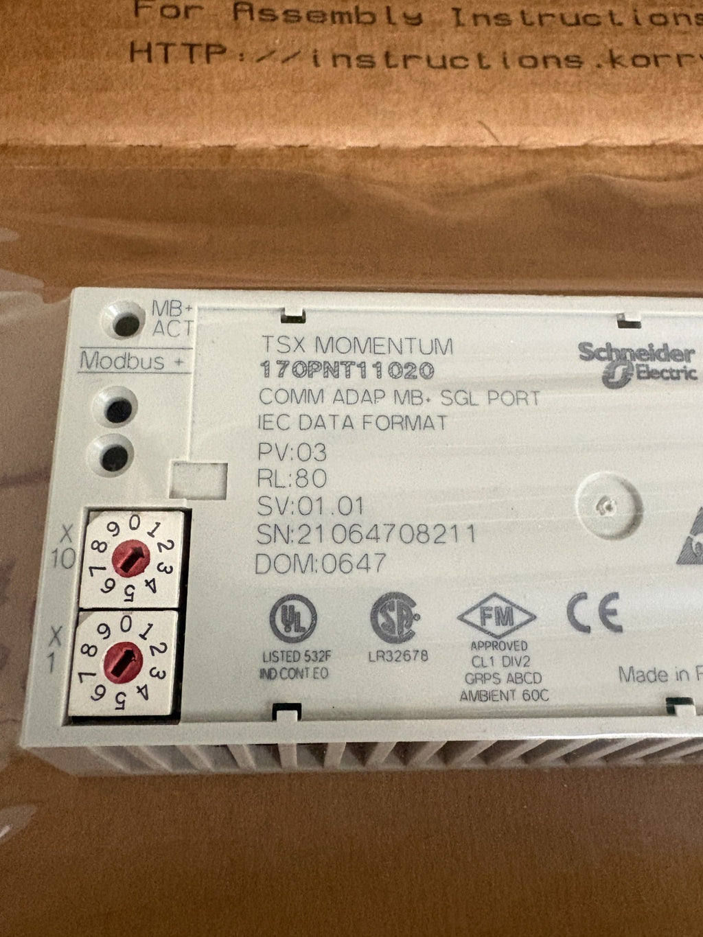 SCHNEIDER TSX MOMENTUM COMMUNICATION ADAPTOR 170PNT11020