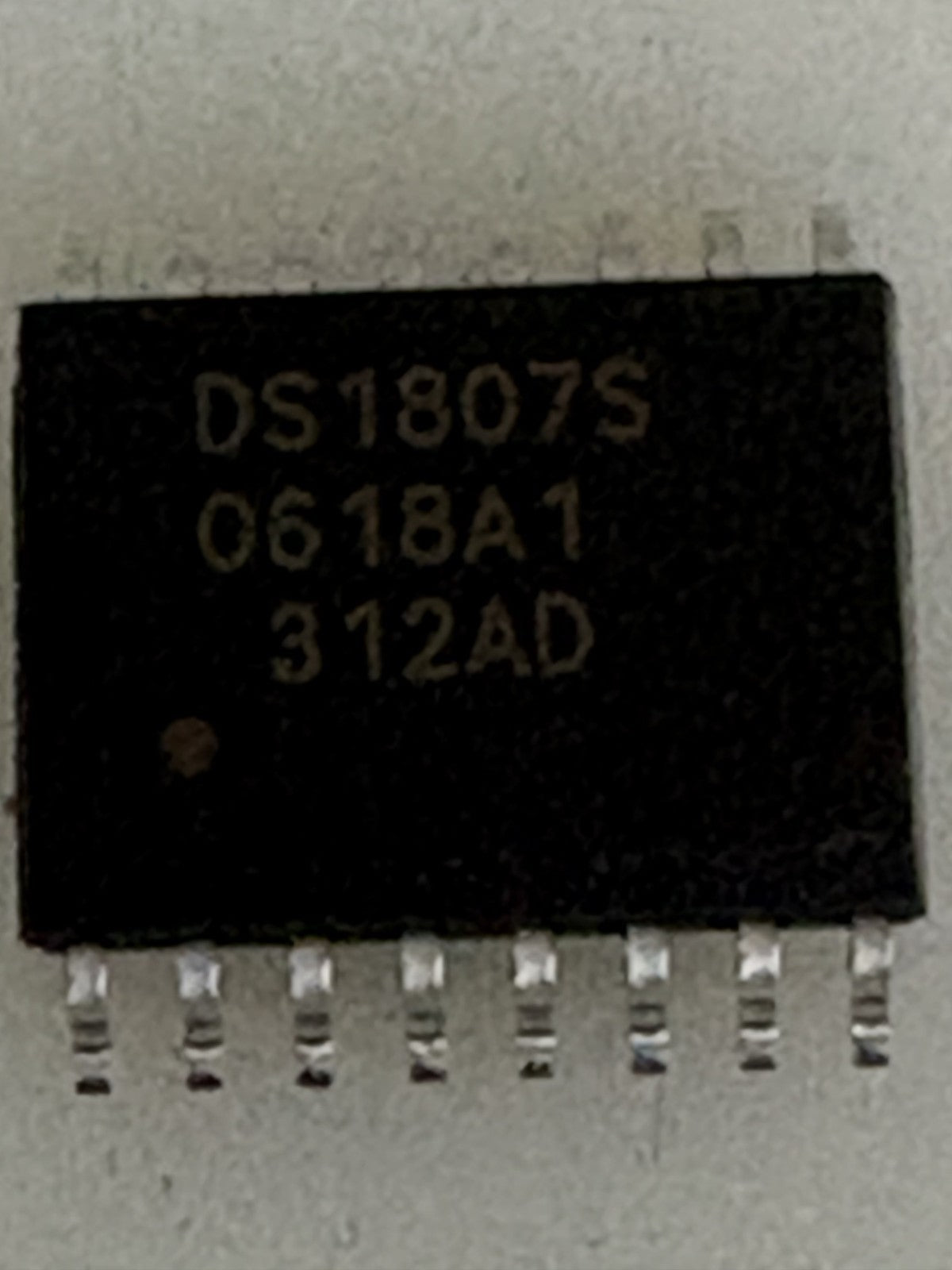 DS1807S DUAL AUDIO TAPER POTENTIOMETER 40 PER TUBE2