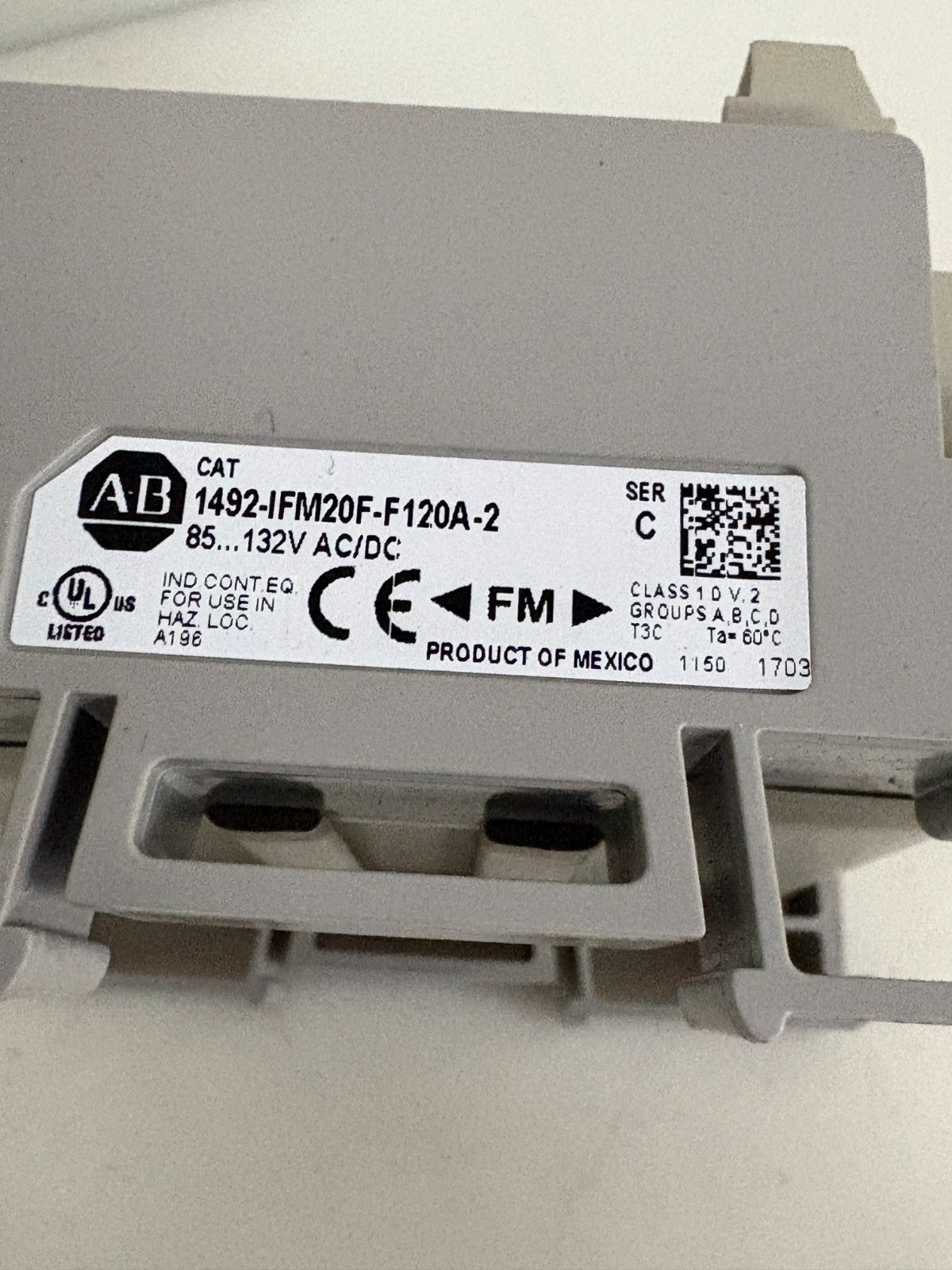ALLEN BRADLEY FUSIBLE ANALOG INTERFACE MODULE #1492-IFM20F-F120A-2