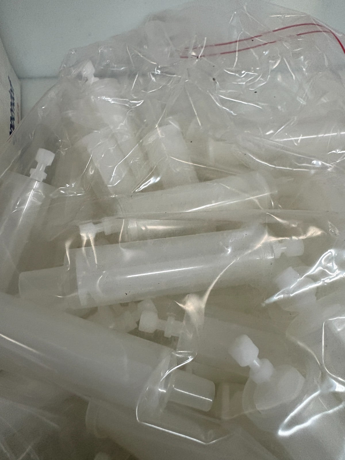 EPPENDORF BARRELS WITH PISTONS #22 29 140-B 30 PER BOX1