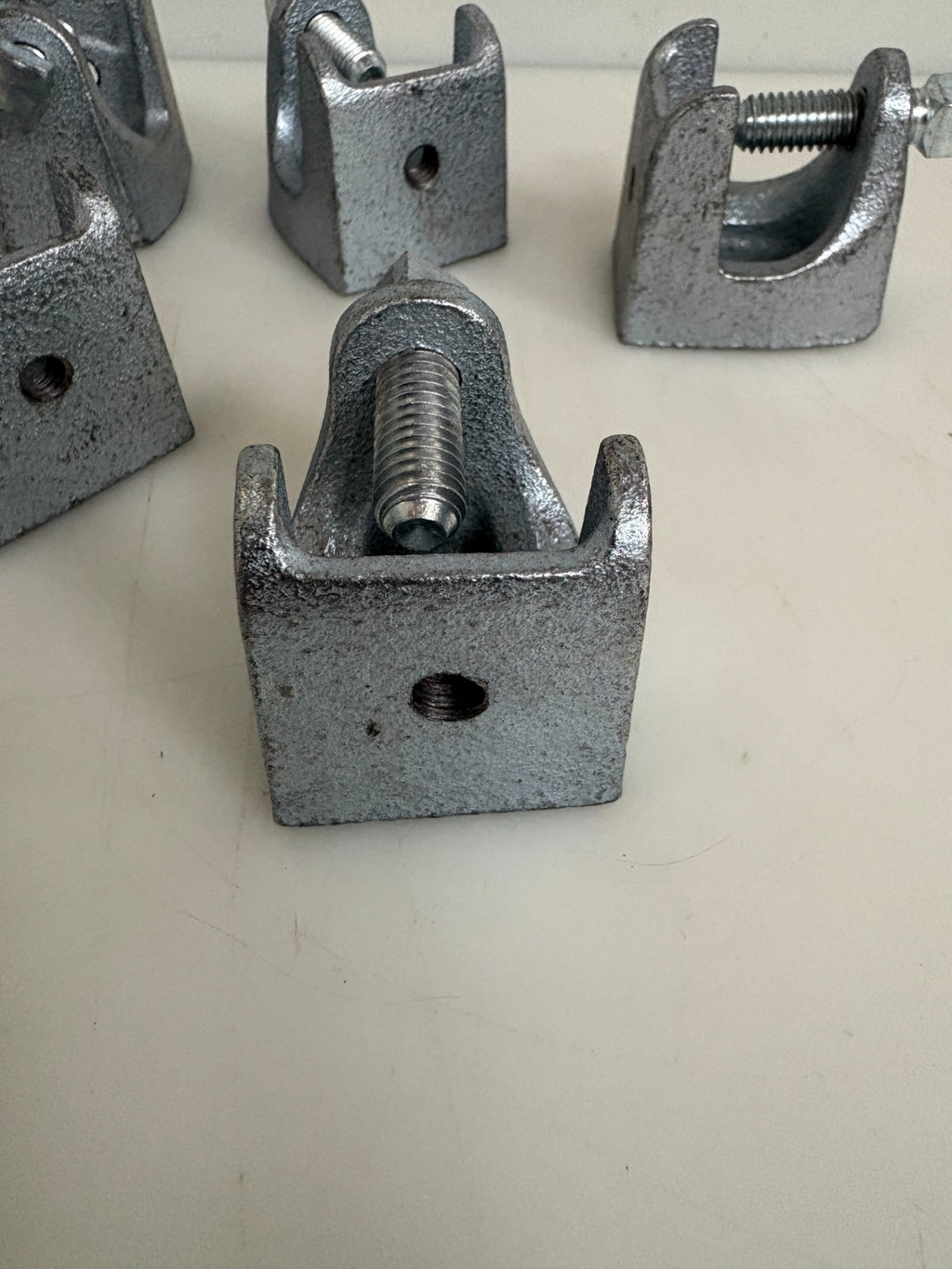 LOT OF 5 THOMAS & BETTS GALVANIZED MALLEABLE IRON BEAM CLAMPS #5012