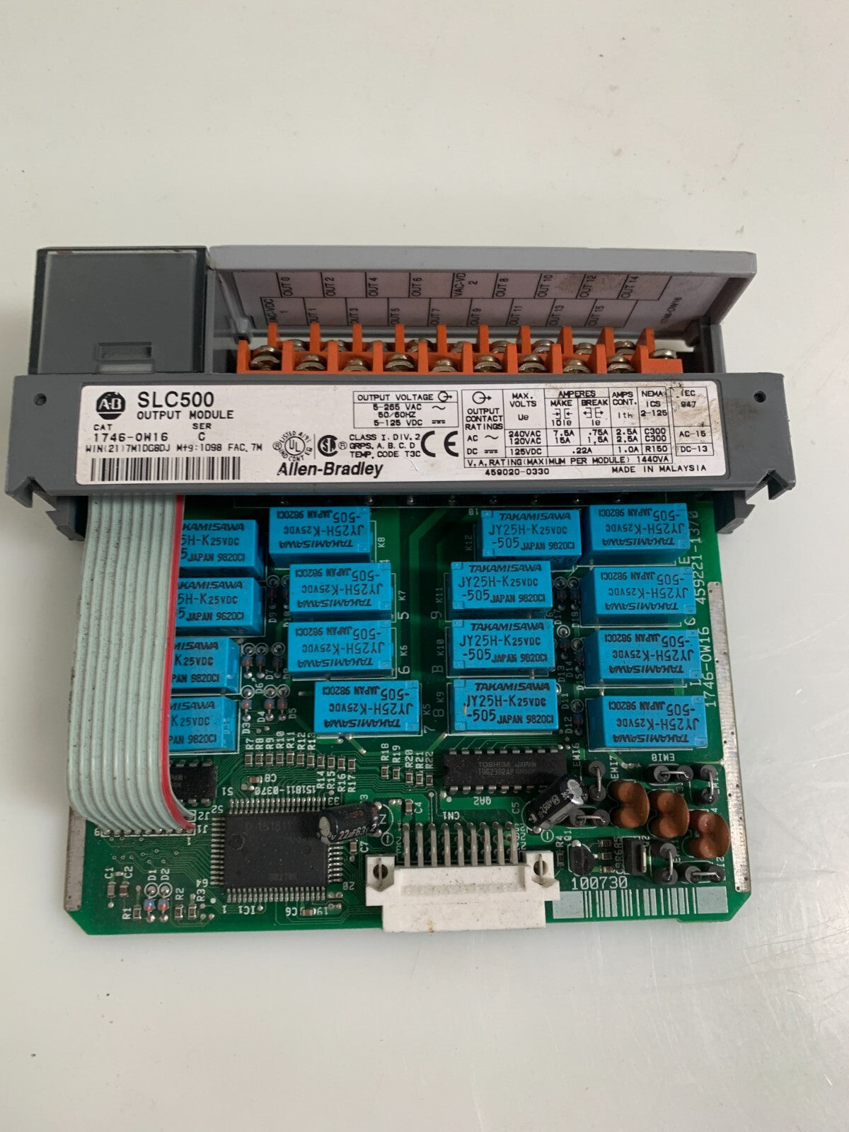 ALLEN BRADLEY OUTPUT MODULE SLC500 1746-OW162