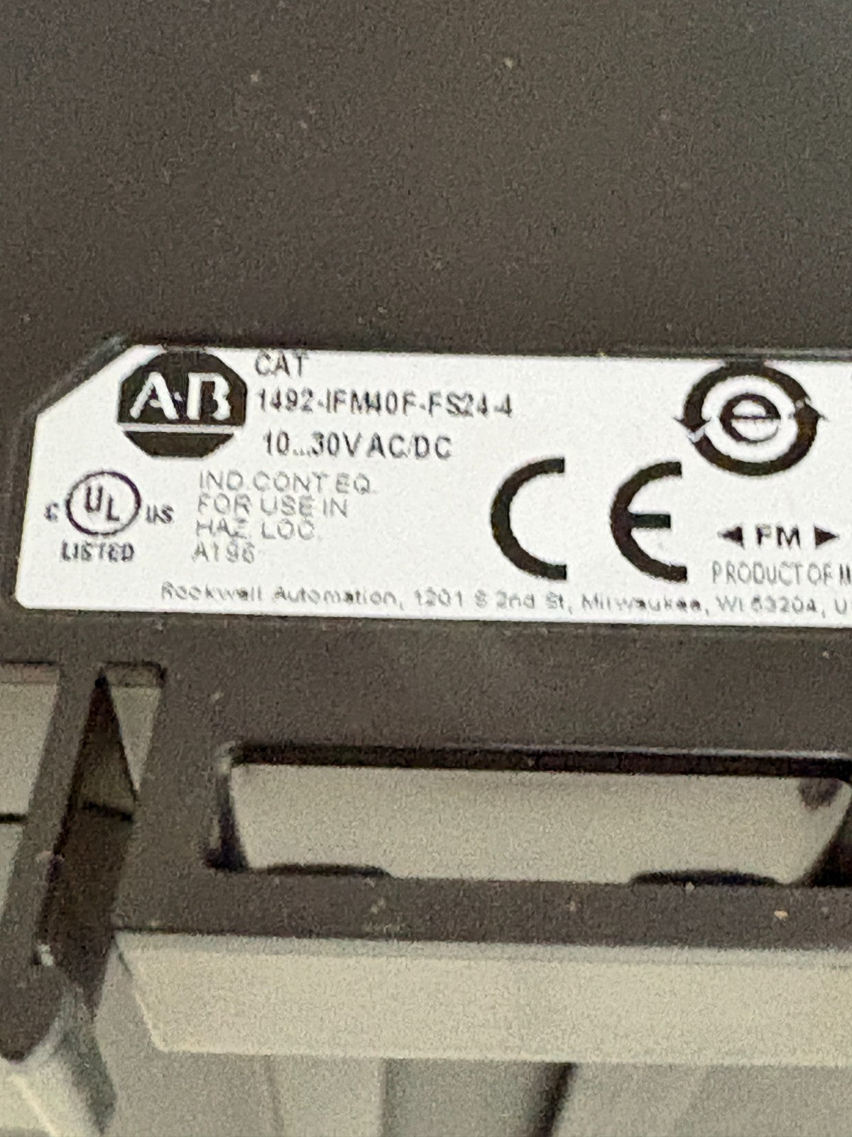 ALLEN BRADLEY FUSABLE INTERFACE MODULE 1492-IFM40F-FS24-42