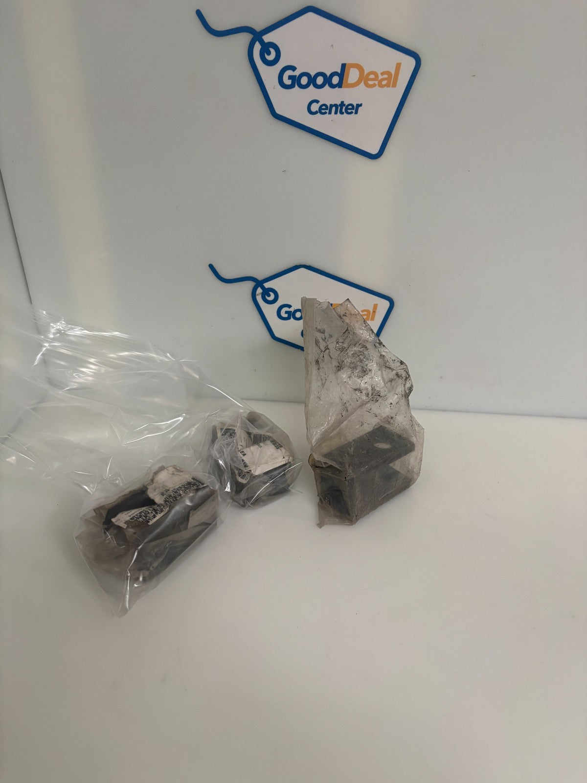 LOT OF 3 RAYMOND YOKE CYLINDER 828-006-752