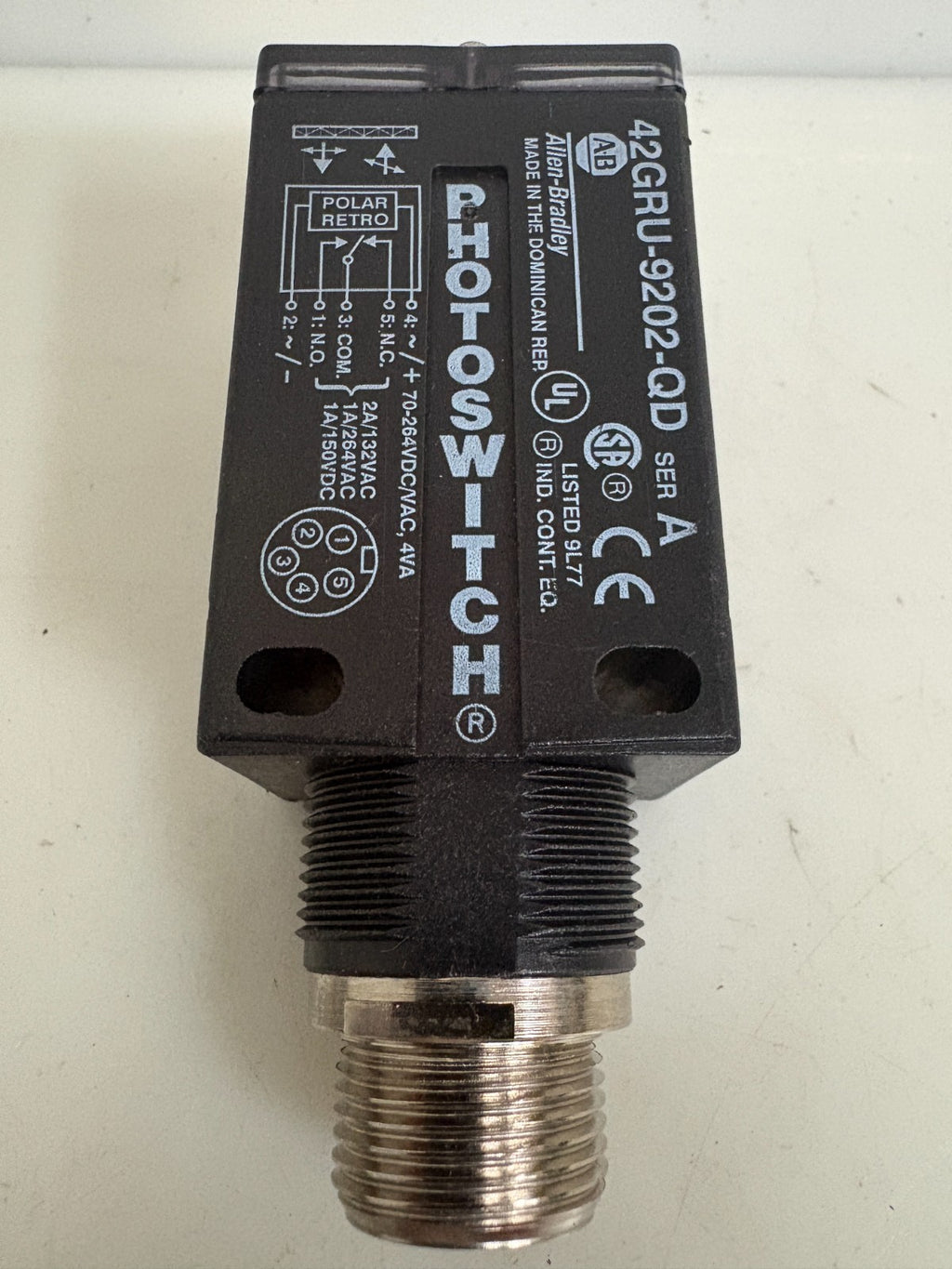 ALLEN BRADLEY PHOTOSWITCH 42GR4-9202-QA SER A