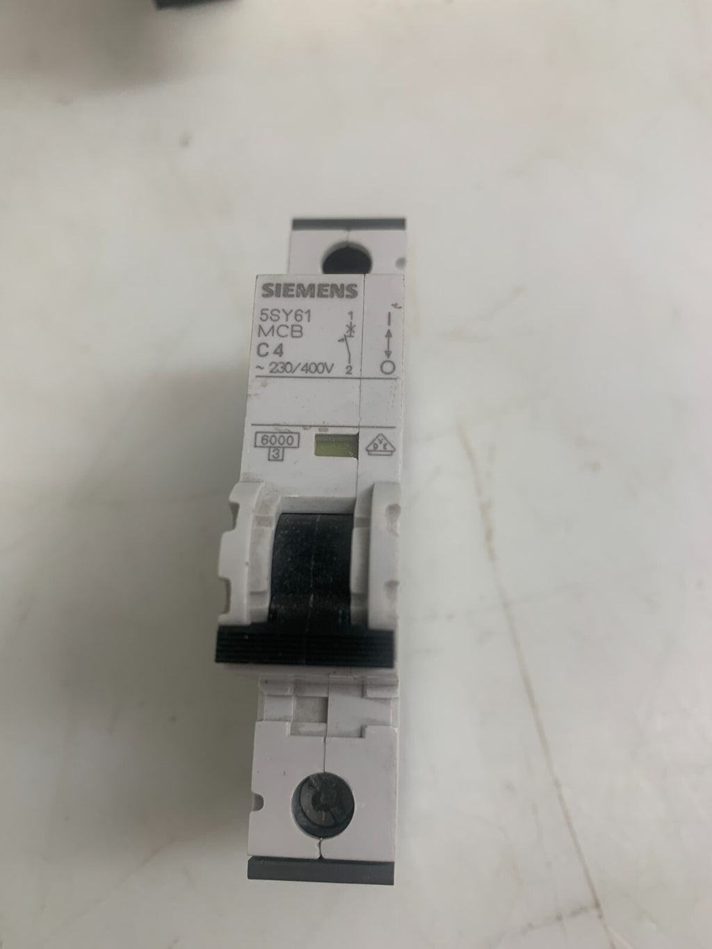 SIEMENS MCB C4  Circuit Breaker  5SY6104-7  (Lot of 5)