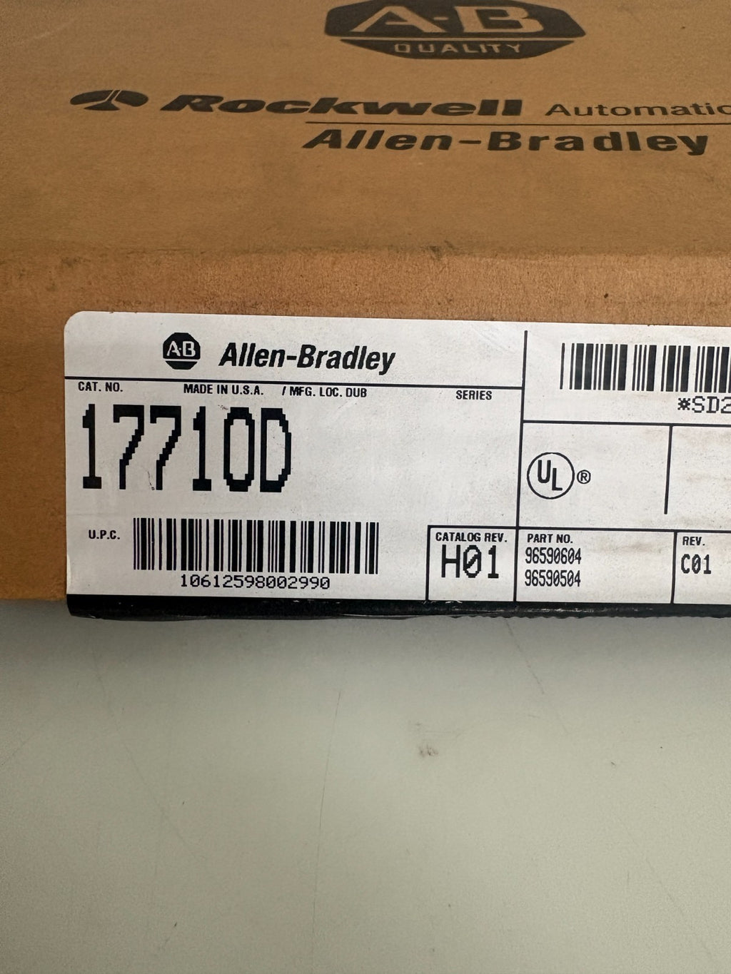 ALLEN BRADLEY ISOLATED DIGITAL OUTPUT MODULE 17710D 1