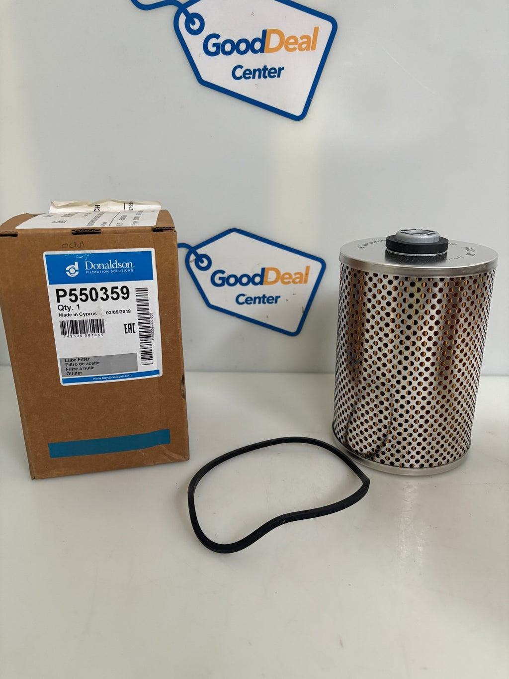 LOT OF 2 DONALDSON OIL FILTER P550359