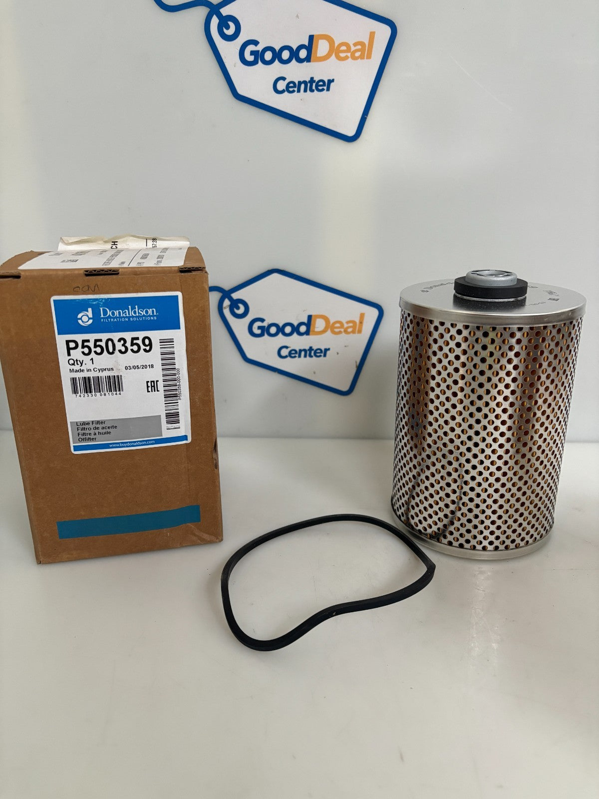 LOT OF 2 DONALDSON OIL FILTER P550359