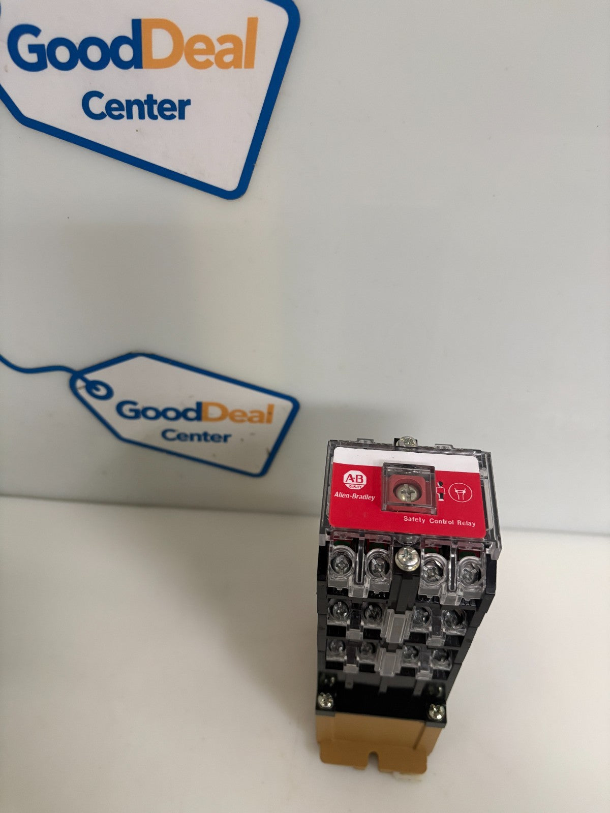 ALLEN BRADLEY SAFETY CONTROL RELAY 700S-P1020 A1 SER E