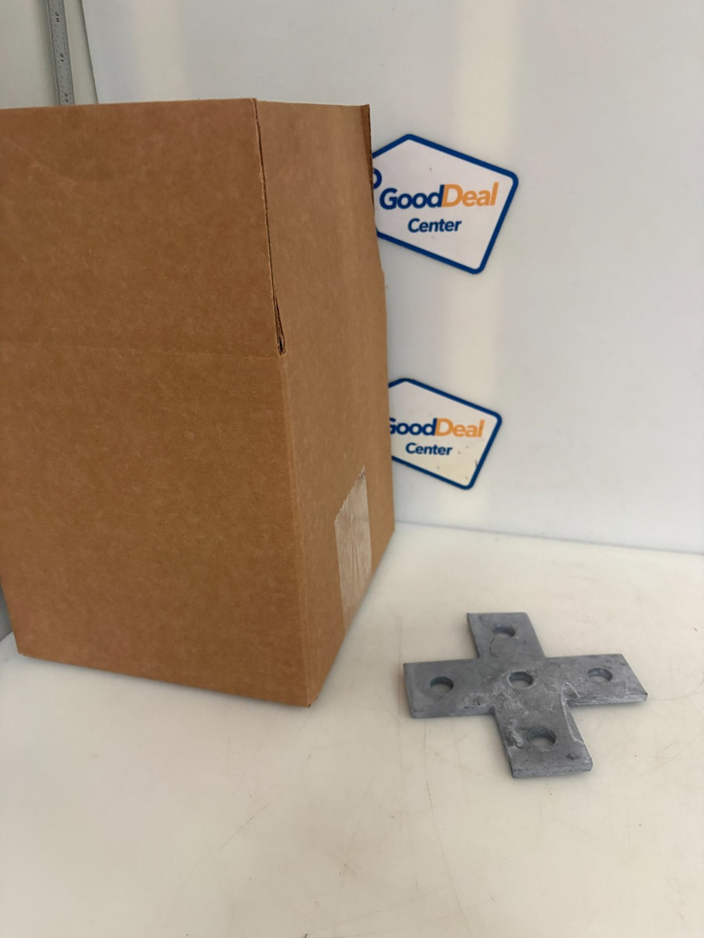 LOT OF 25 SASCO STRUT 5 HOLE FLAT PLATE CROSSING GALVANIZED P10280