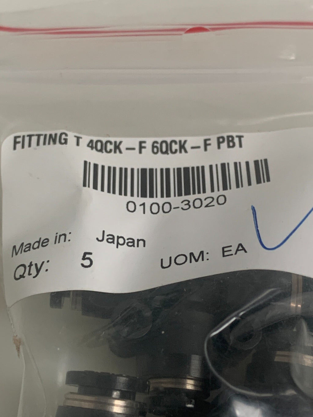 HP SCITEX TEE FITTING 4QCK - F 6QCK- F PBT #0100-3020