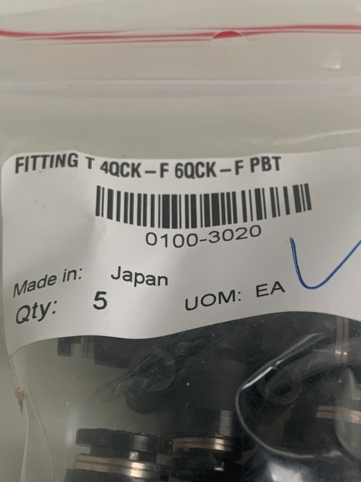 HP SCITEX TEE FITTING 4QCK - F 6QCK- F PBT #0100-3020