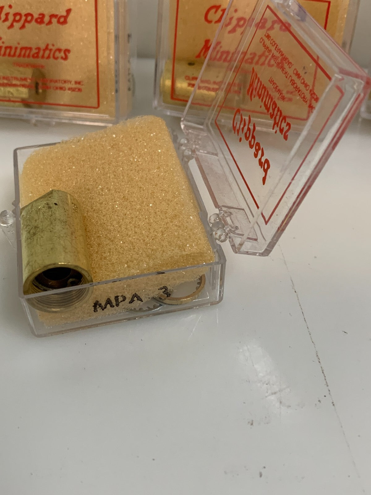 Lot of 4 Clippard Minimatics MPA-3P Air Pilot Actuator1