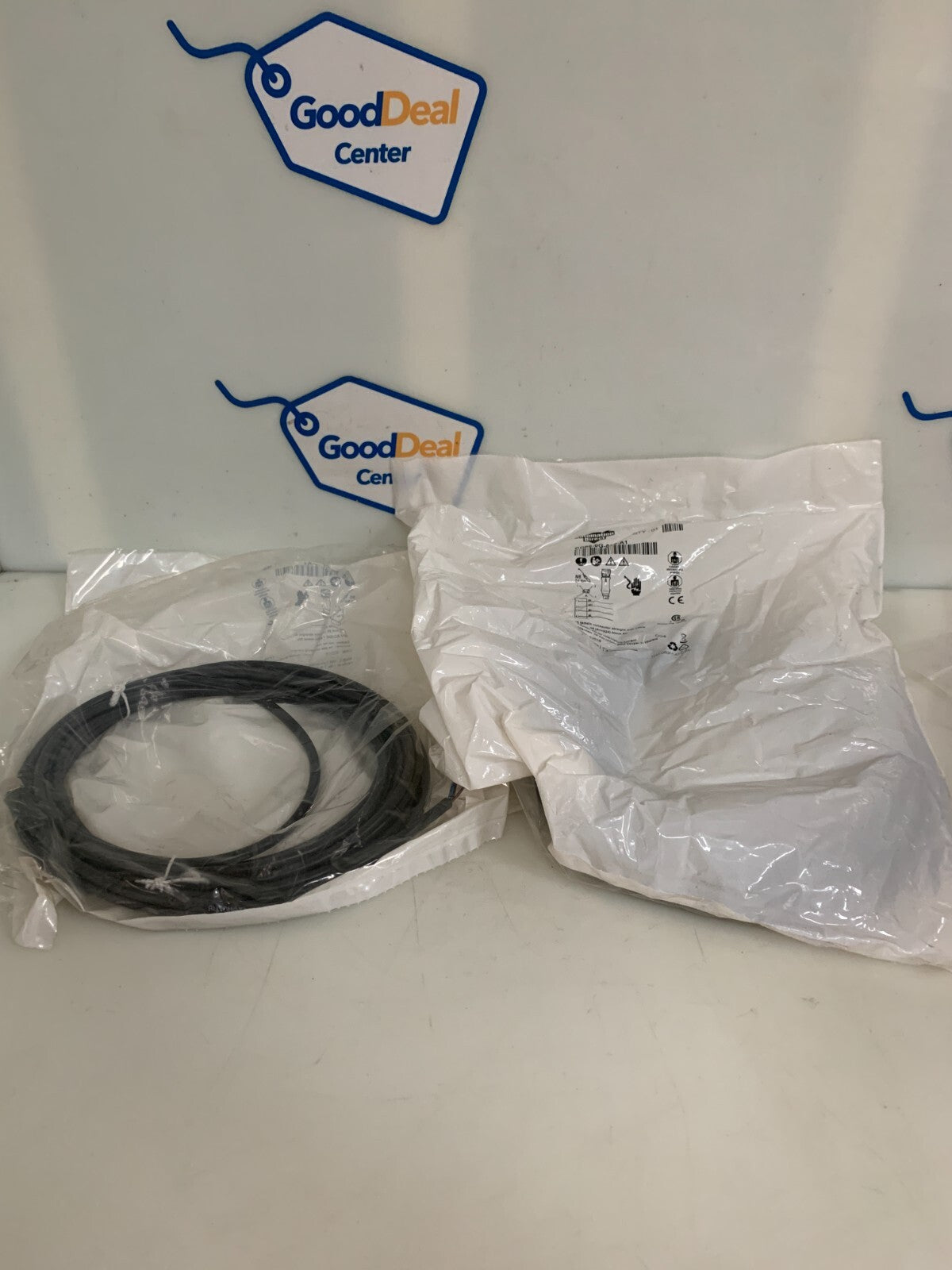 LOT OF 2  AUTOMATION DIRECT CONNECTOR CABLE CD08-OG-050-A10