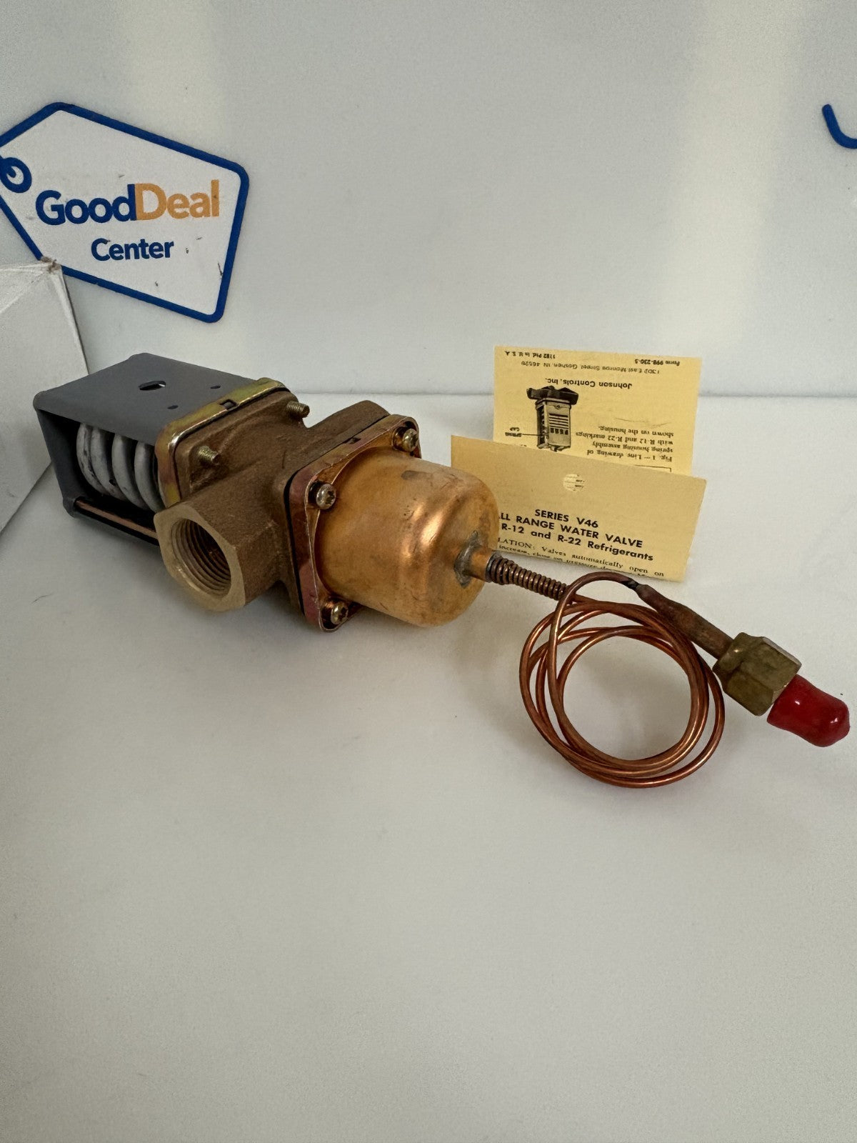 JOHNSON CONTROLS 3/4 WATER VALVE V46AC-1C